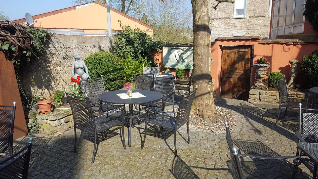 Gasthaus Krone Wiesentheid Exterior photo